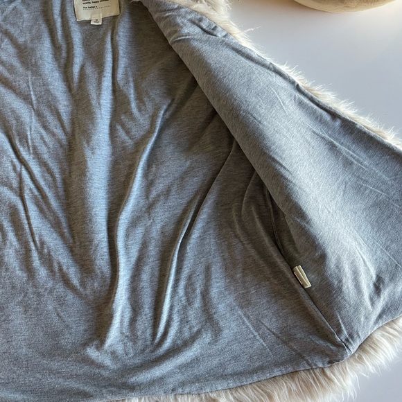 Dylan Melange Faux Fur Ivory Vest - Picture 7 of 10